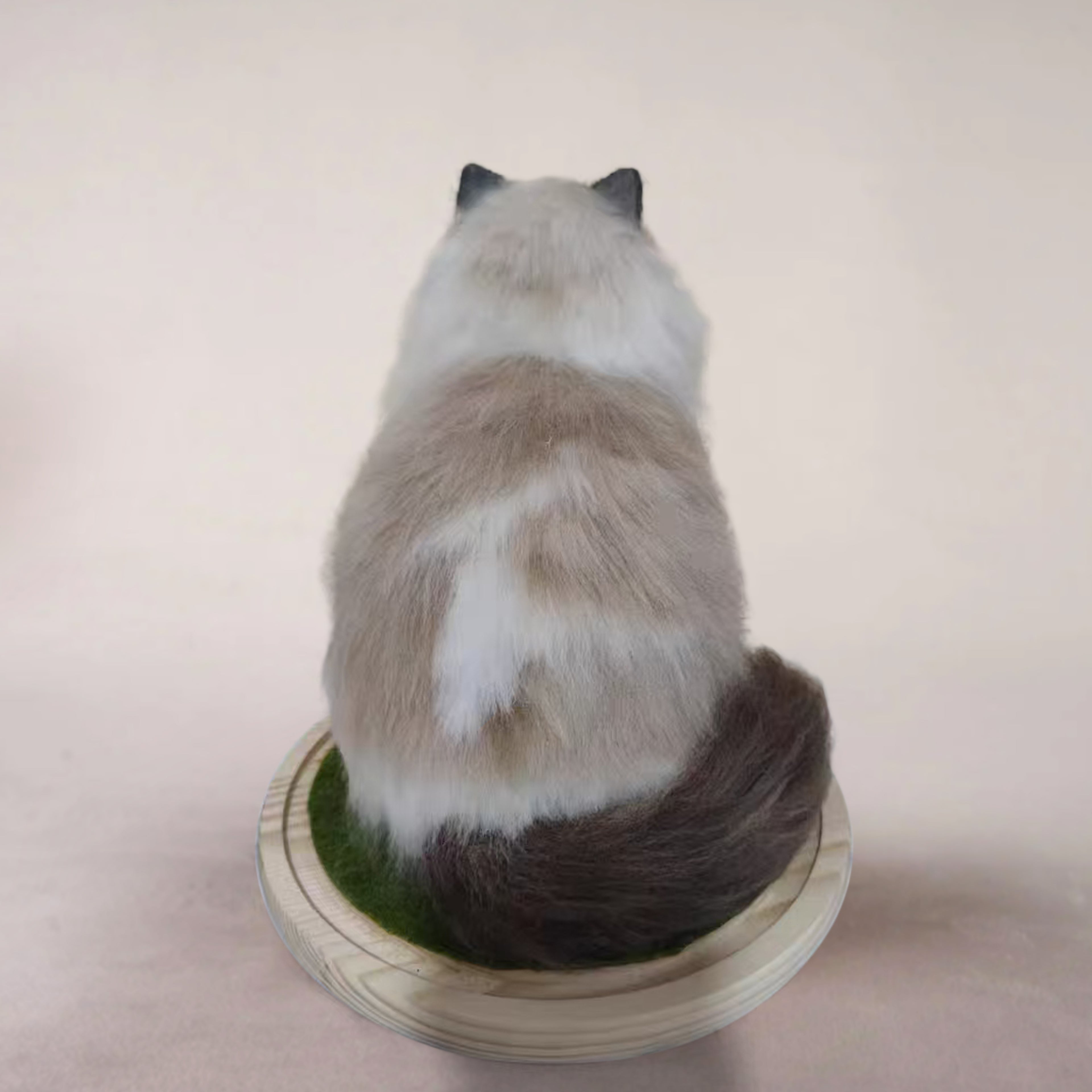 Custom 3D Felt Cat Sculptures - Realistic Cat Replicas From Photos